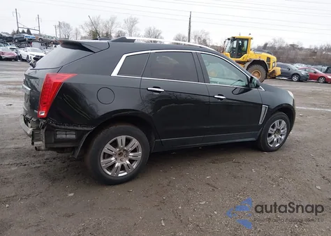 2016 Cadillac Srx Luxury Collection z USA, uszkodzony, nr VIN 3GYFNBE36GS585531